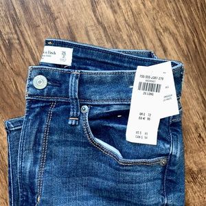 Abercrombie Super Skinny Ankle High Rise